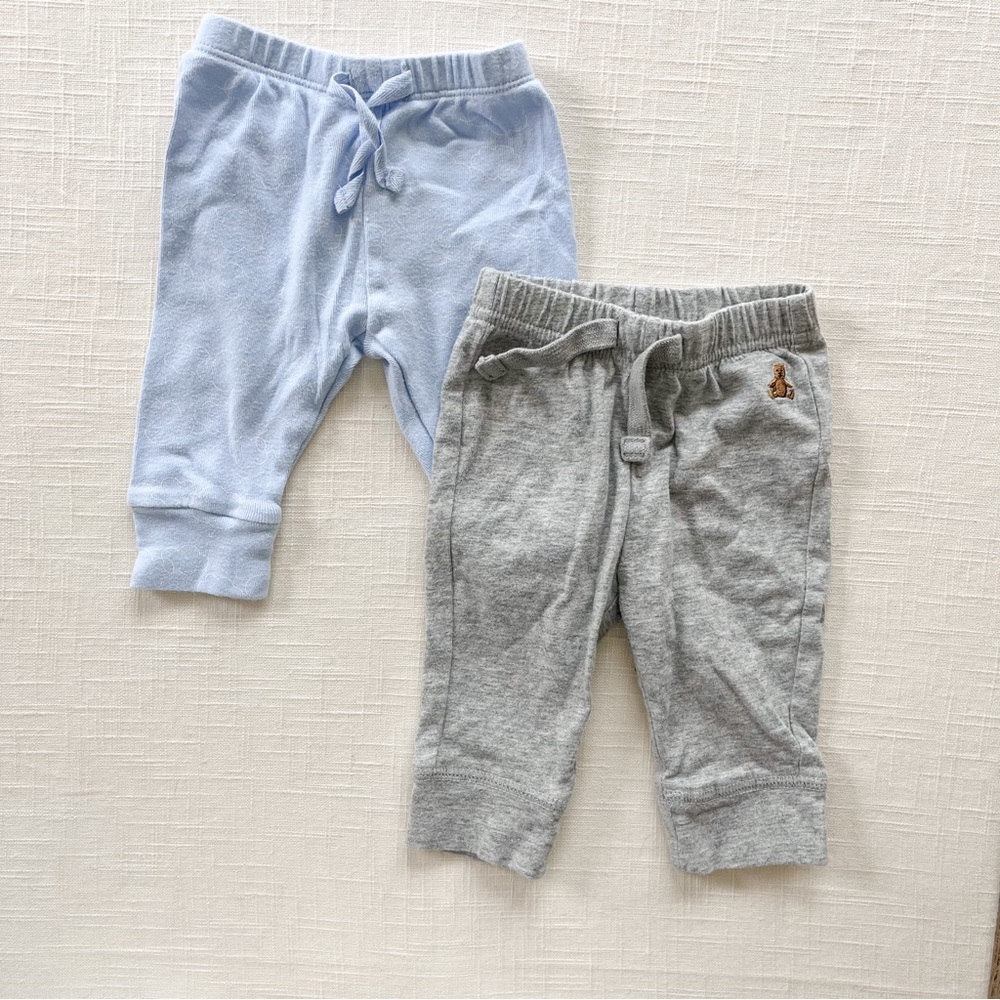 Baby Gap baby boy pants in blue cloud print and gray.